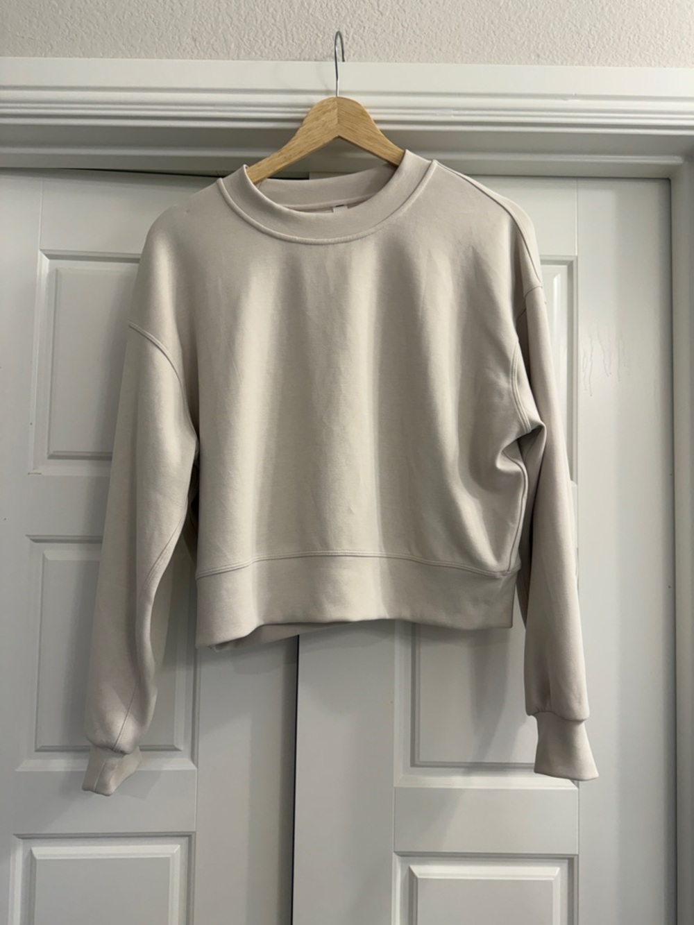 Softstreme Perfectly Oversized Cropped Crew